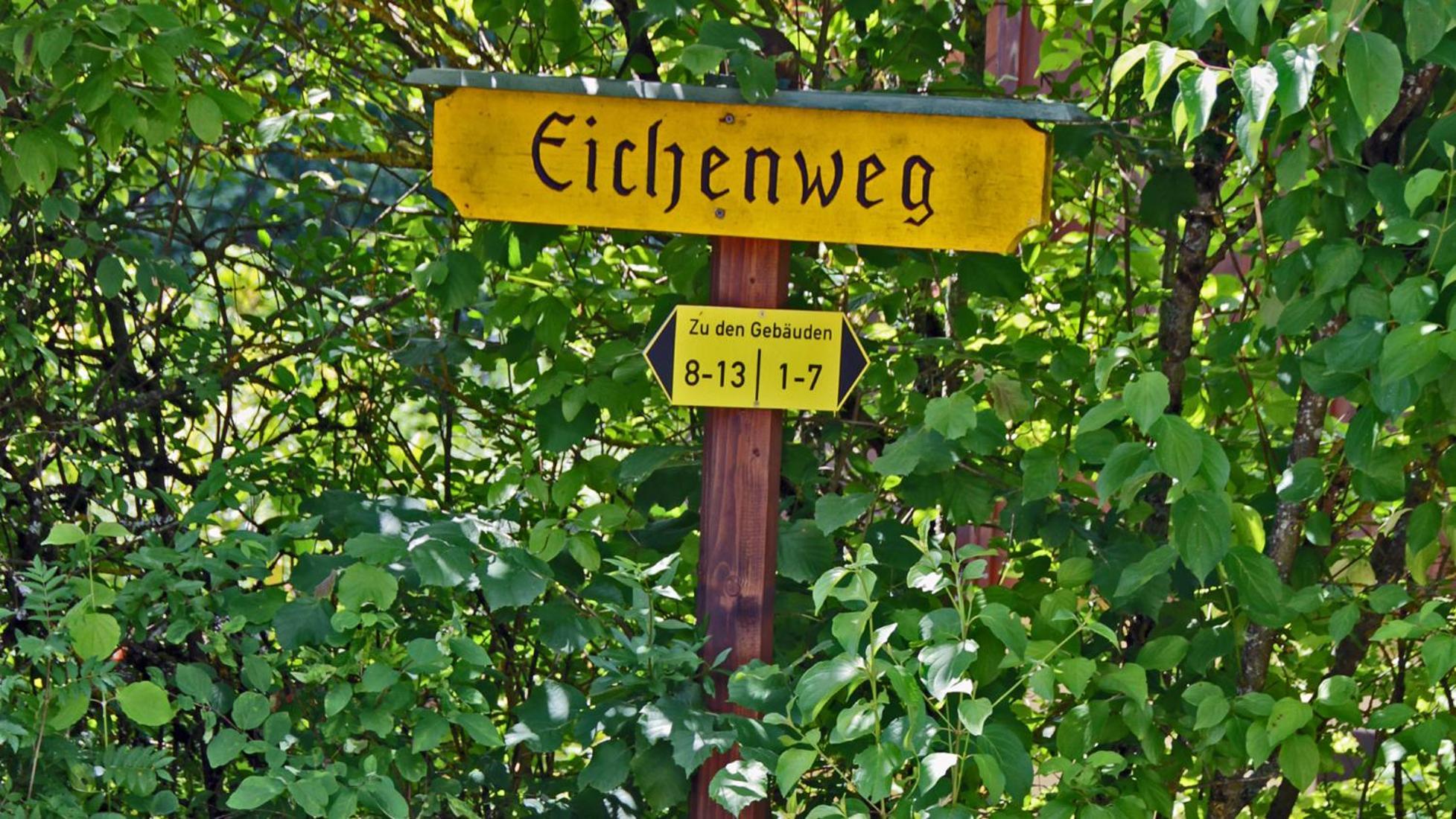 Apartment-Pension Im Eichenweg Waldachtal Exteriör bild